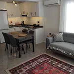 アパートホテル Duygu Spellbinding Sea Views 4*