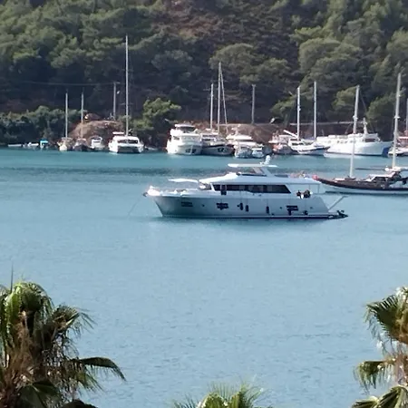 Duygu Spellbinding Sea Views 2* フェティエ