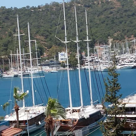 Duygu Spellbinding Sea Views פאטהיה